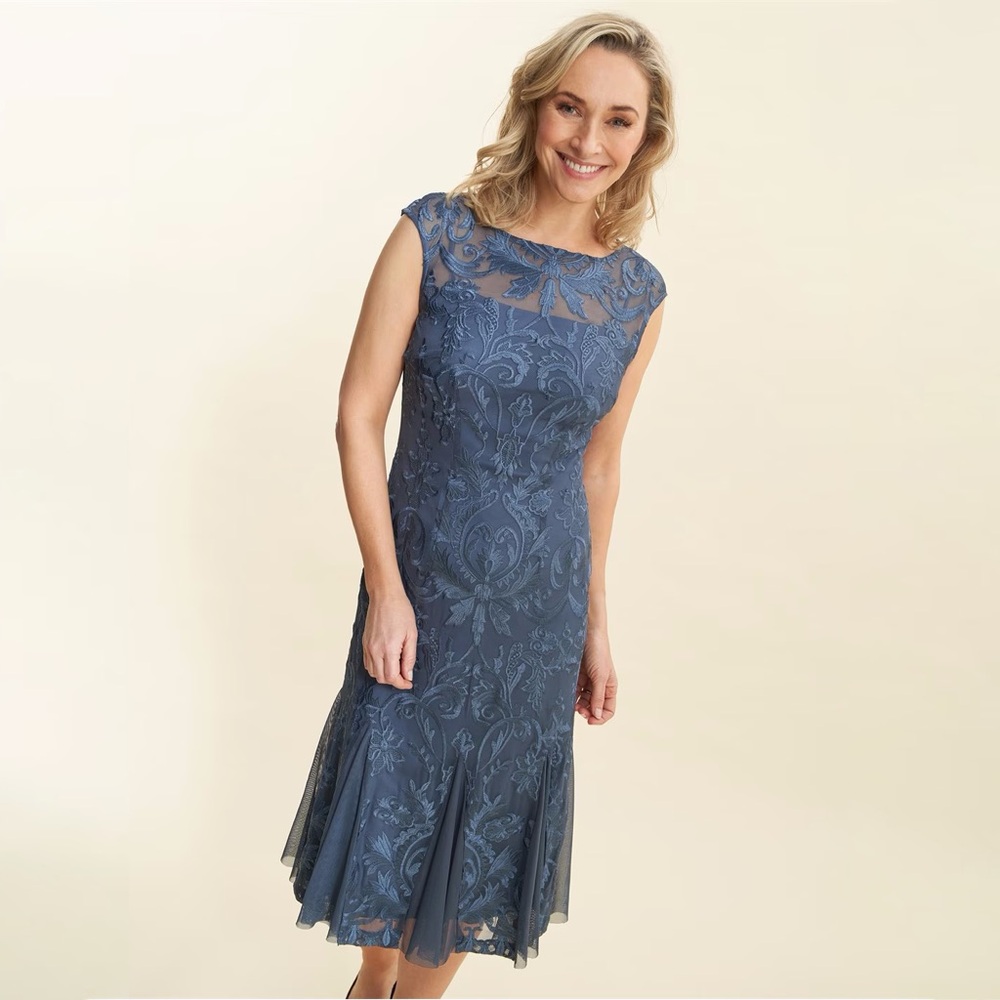 💙 Alex Evenings Fit and Flare Godet Dress in Vintage Blue 💙 - Picture 7 of 10